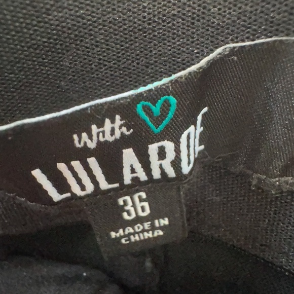 1 pair women’s LuLaRoe jeans - Picture 3 of 3